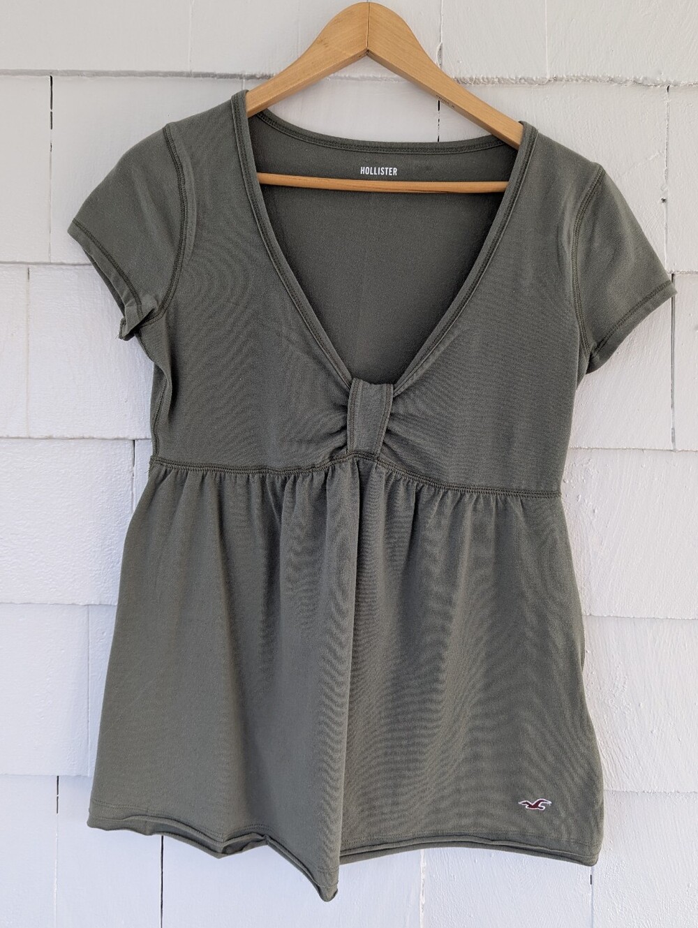 NWT Hollister Olive Green Short Sleeve Top Size Medium